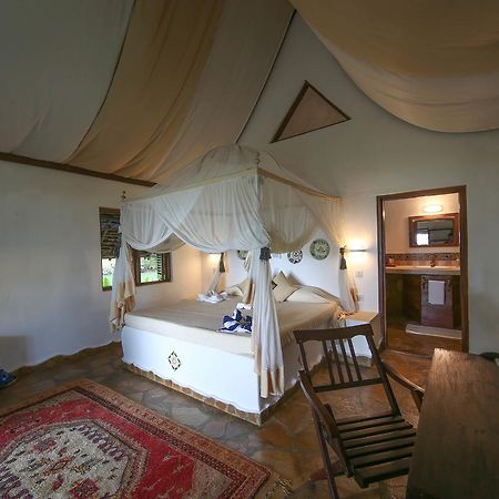 Kinasi Lodge Utende 외부 사진