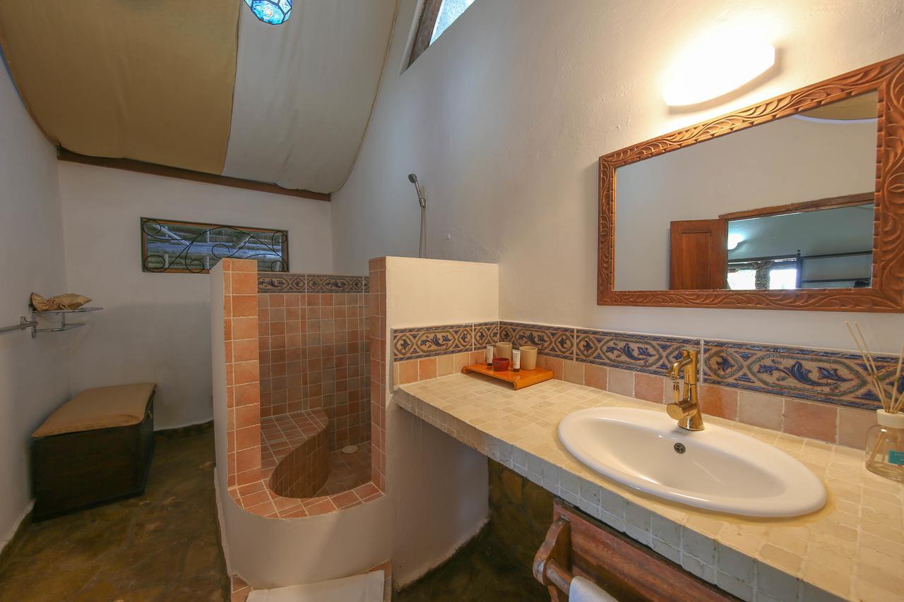 Kinasi Lodge Utende 외부 사진