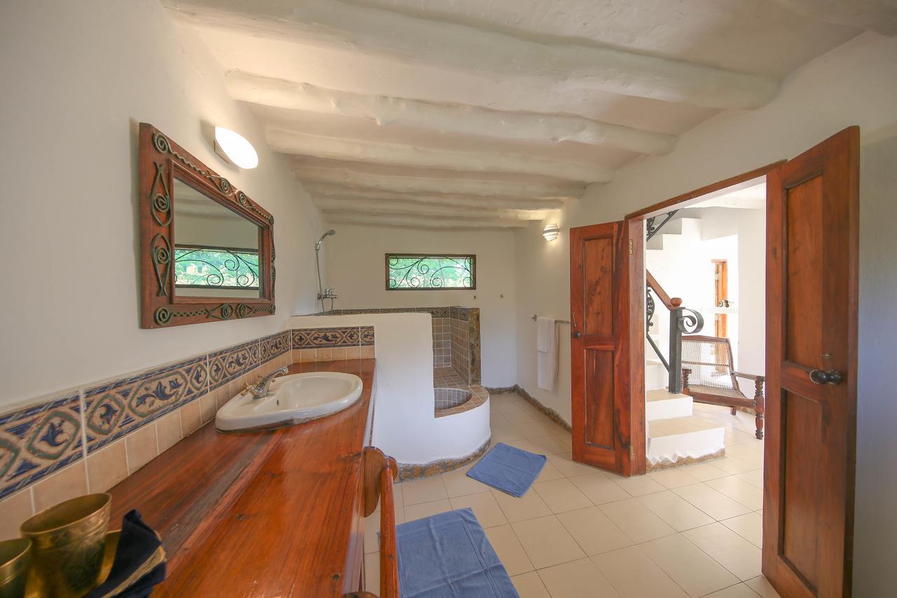 Kinasi Lodge Utende 외부 사진