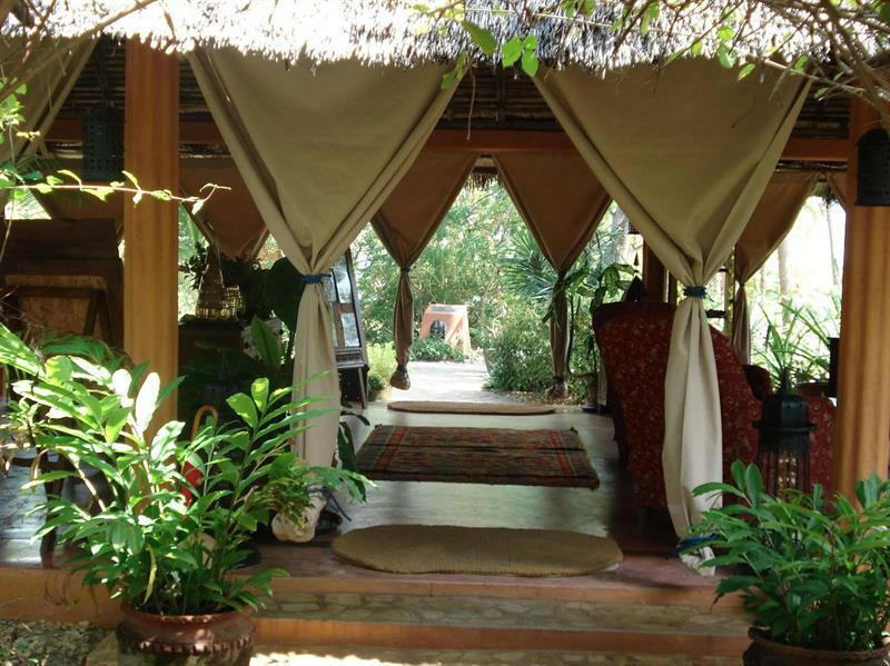 Kinasi Lodge Utende 외부 사진